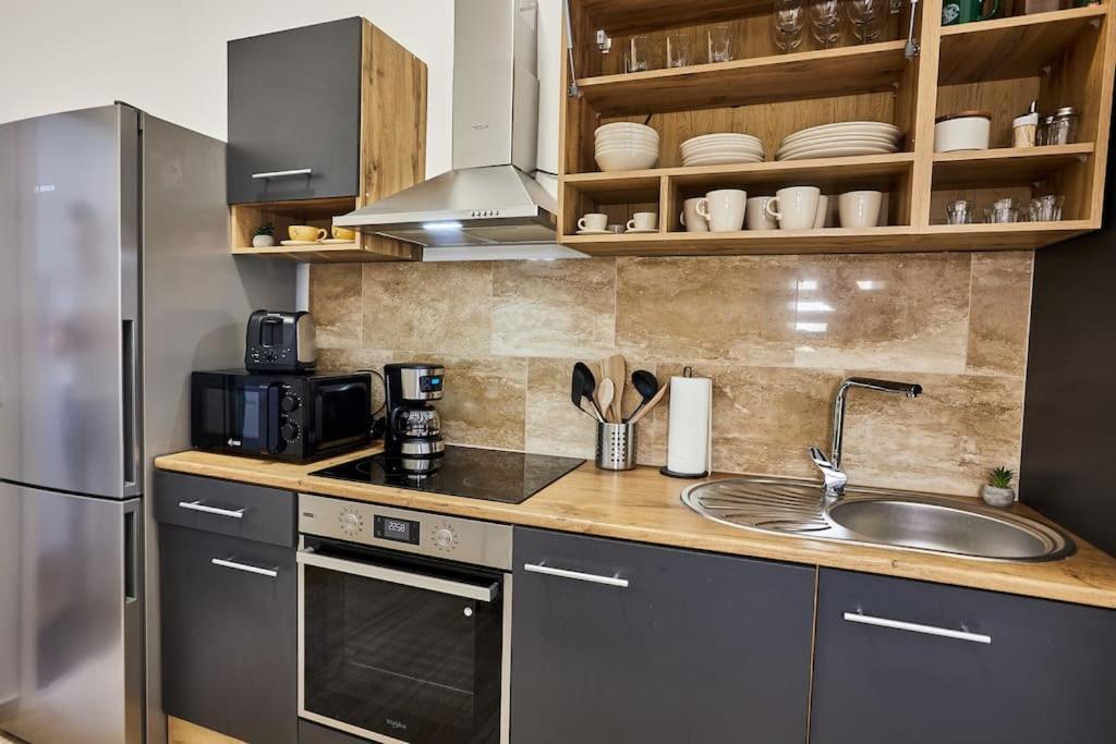 Varfal Apartman Sopron Exterior photo