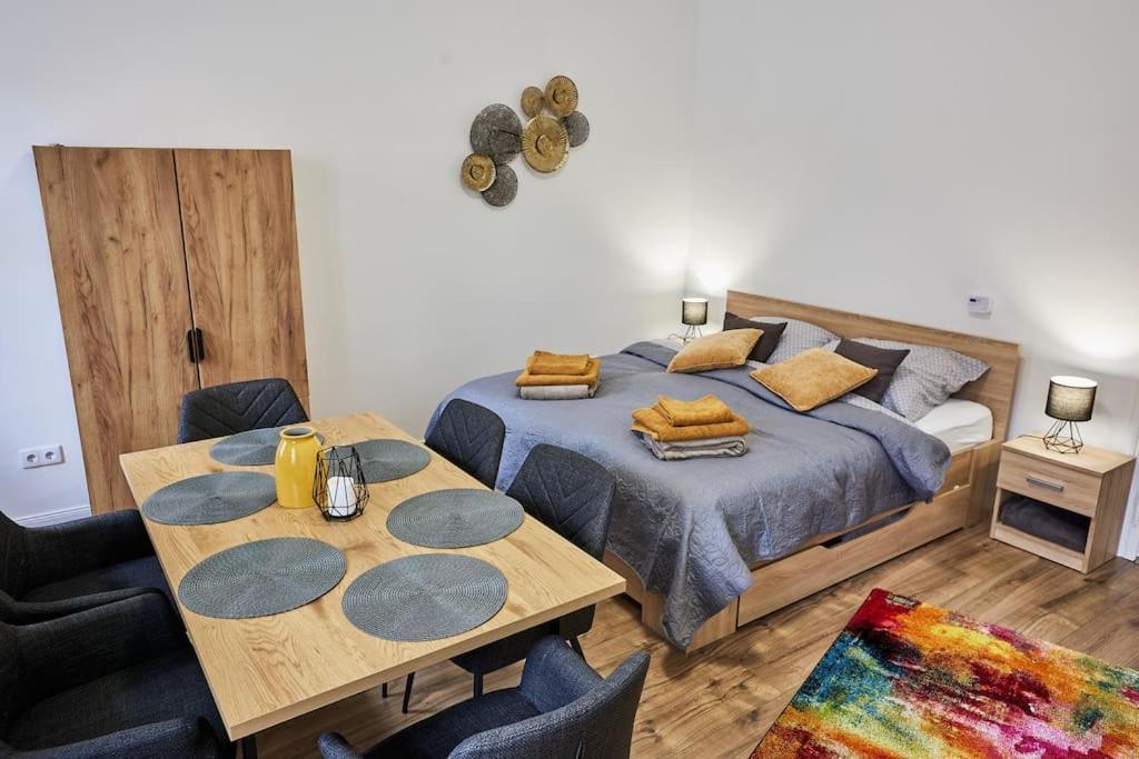 Varfal Apartman Sopron Exterior photo