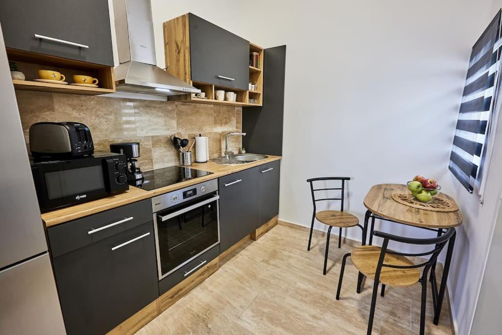 Varfal Apartman Sopron Exterior photo