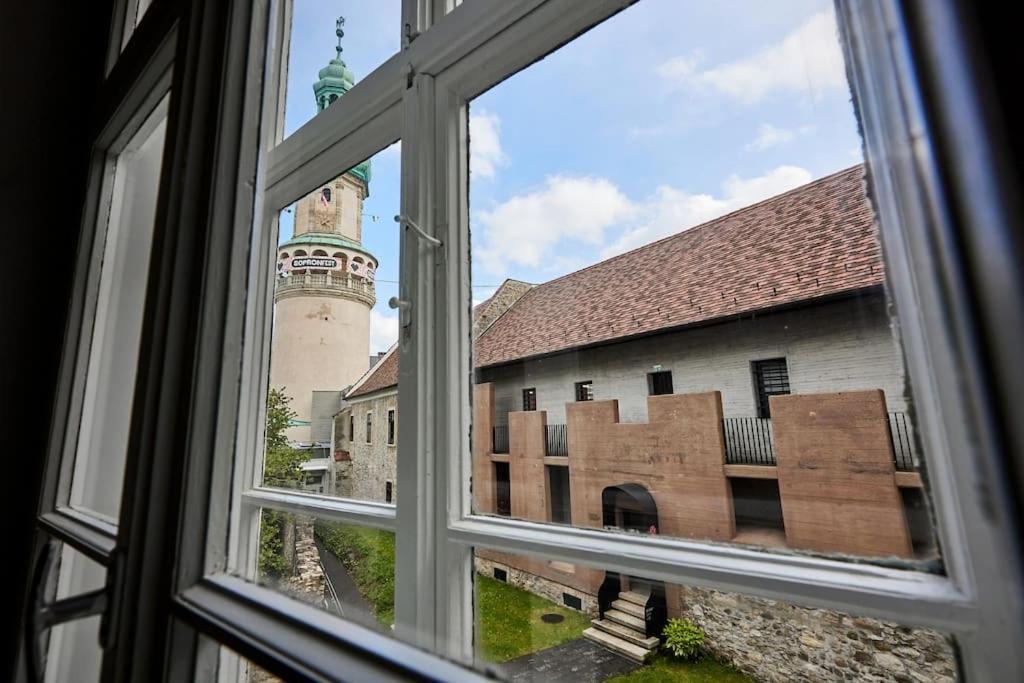 Varfal Apartman Sopron Exterior photo